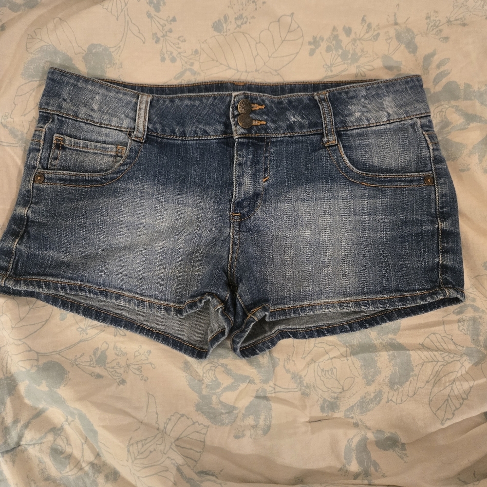 Celebrity Pink Blue Jean Shorts